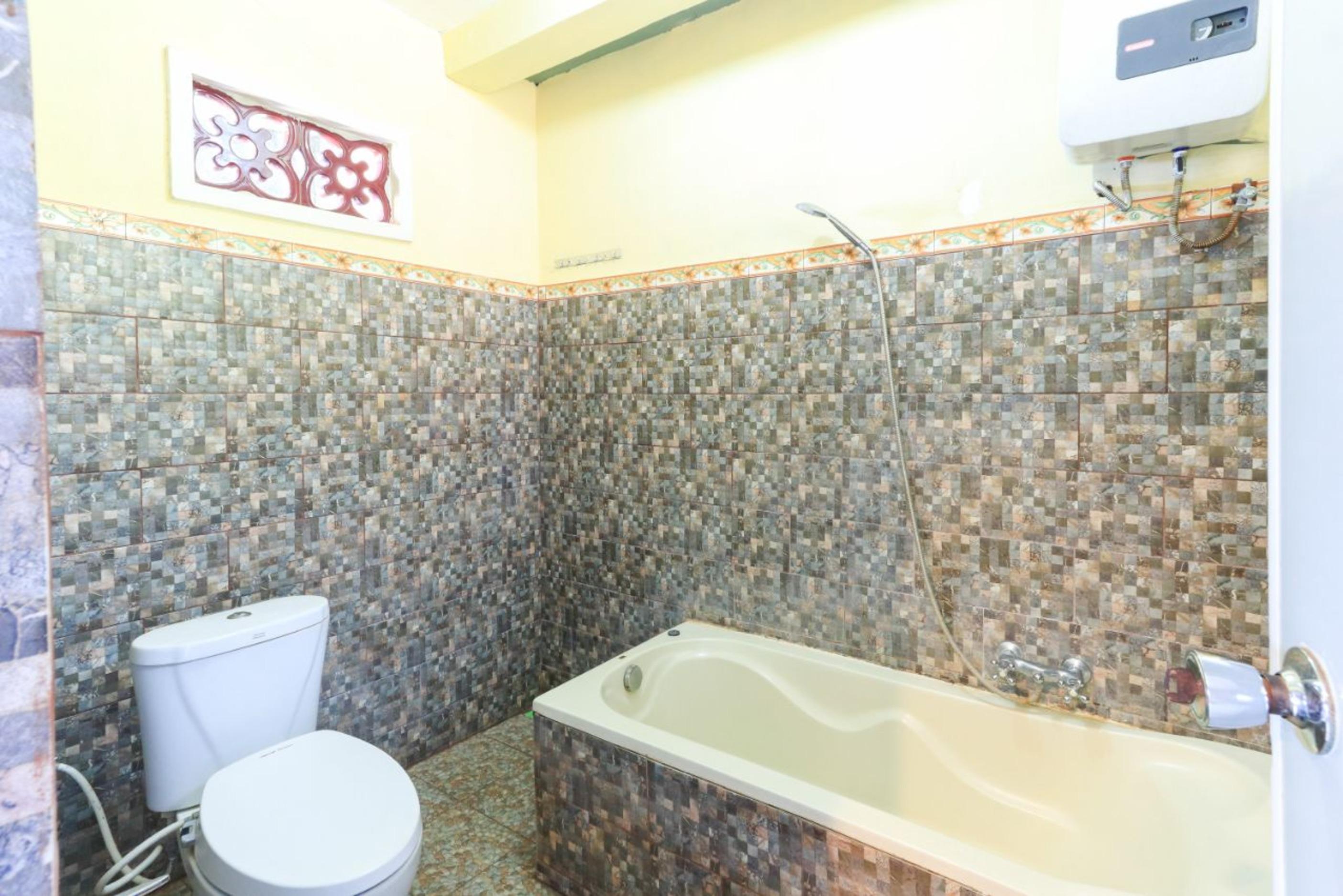 Hotel Tara Bar & Resto Air Sanih Kubutambahan  المظهر الخارجي الصورة