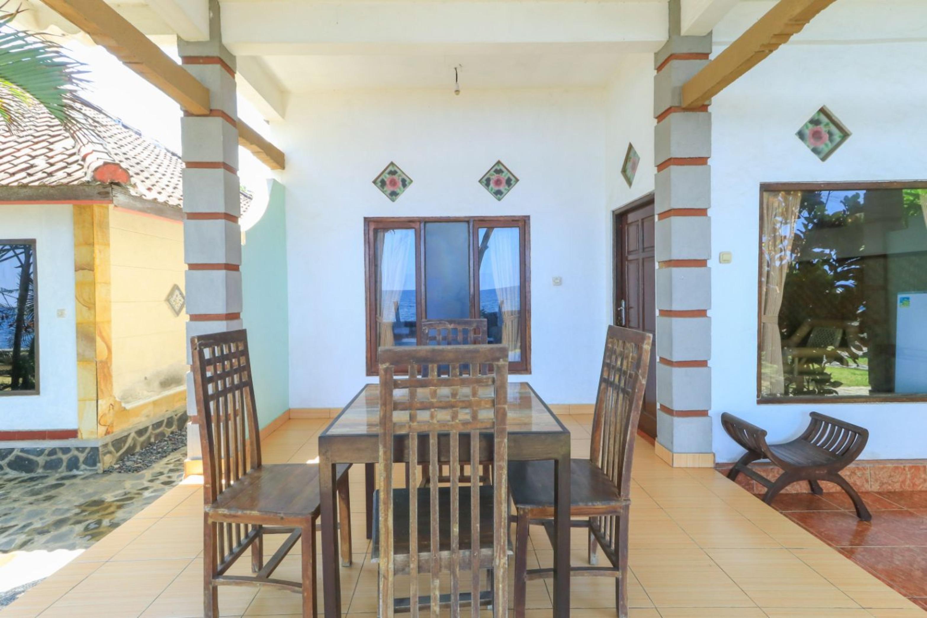 Hotel Tara Bar & Resto Air Sanih Kubutambahan  المظهر الخارجي الصورة