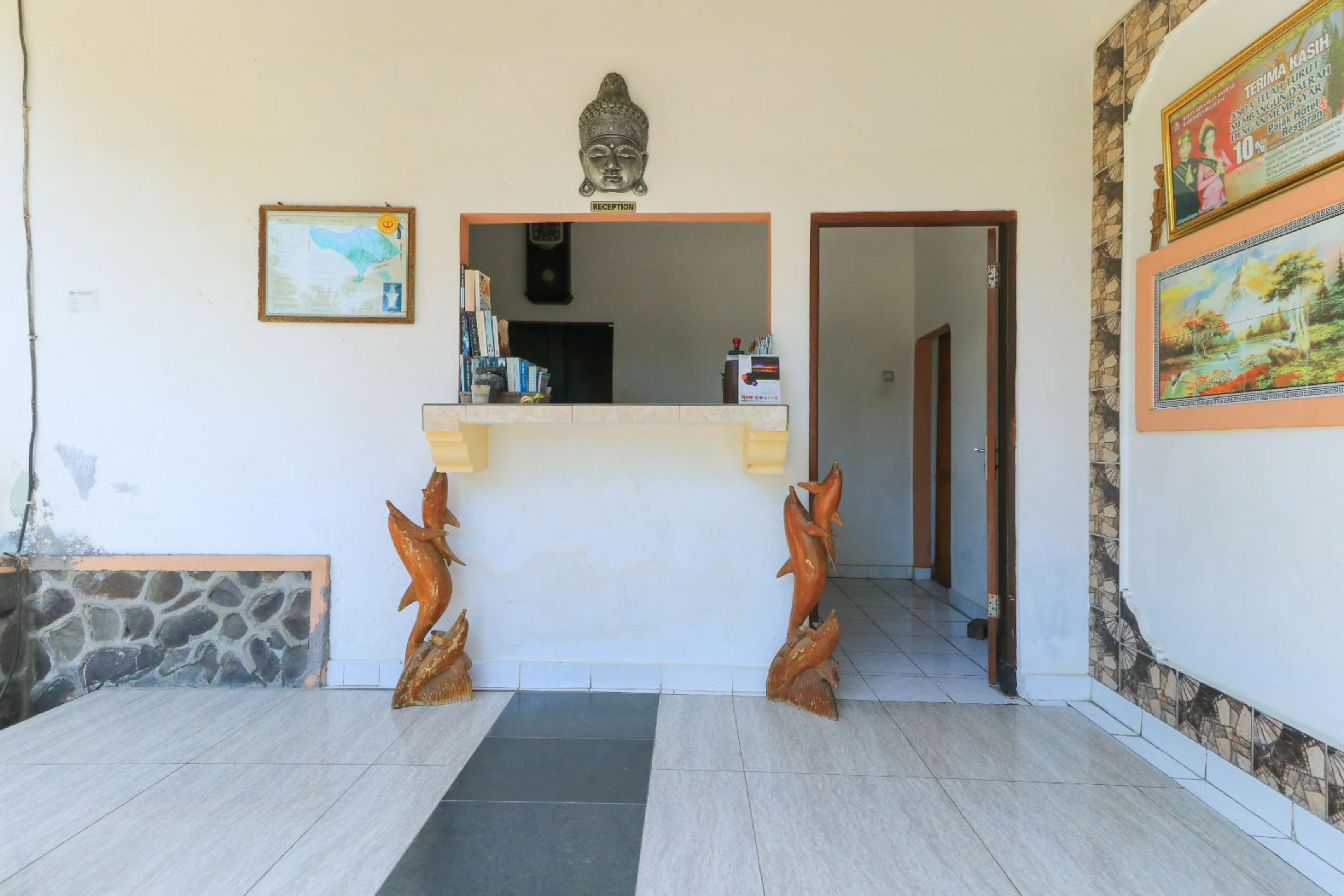 Hotel Tara Bar & Resto Air Sanih Kubutambahan  المظهر الخارجي الصورة