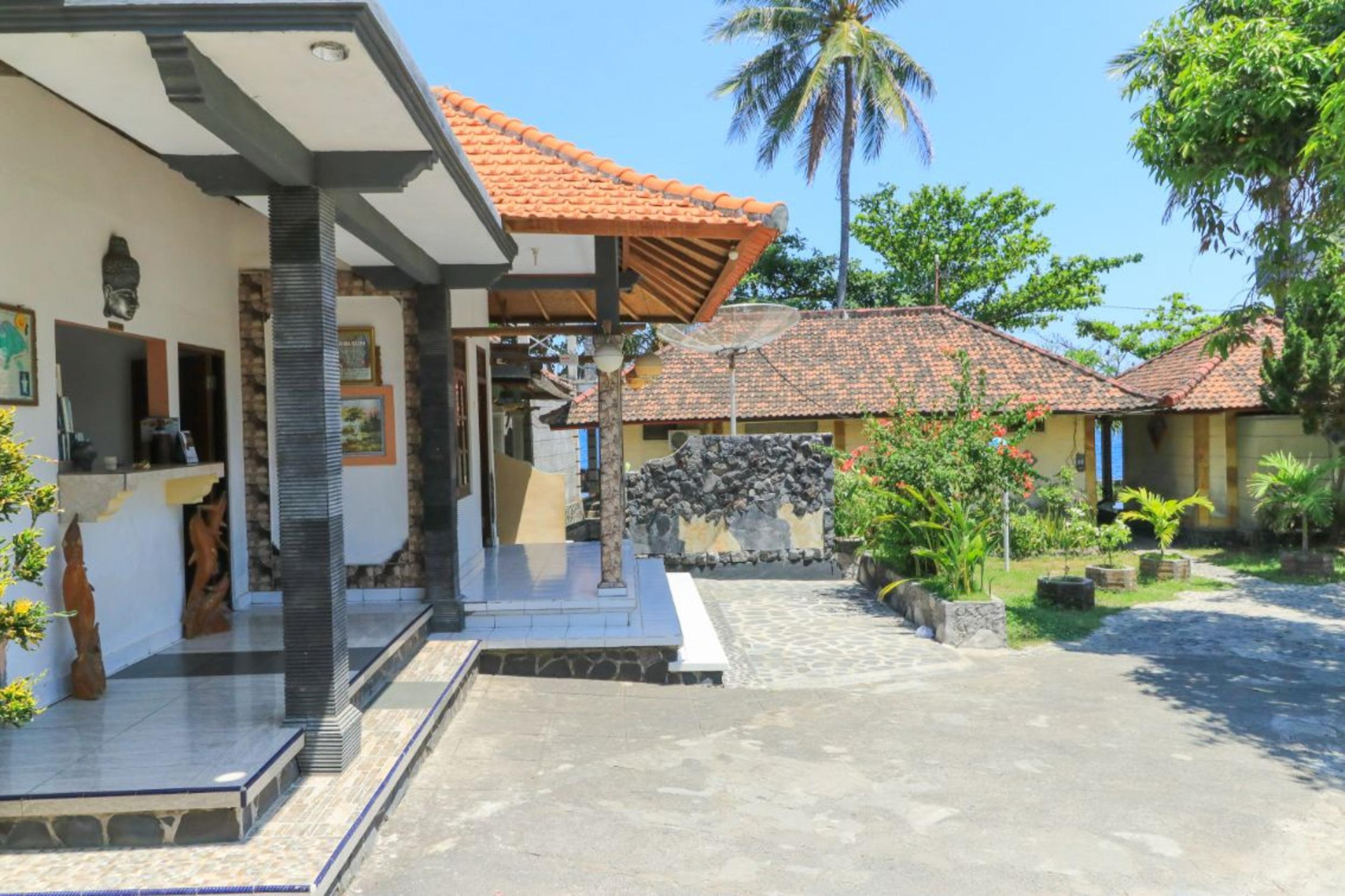 Hotel Tara Bar & Resto Air Sanih Kubutambahan  المظهر الخارجي الصورة