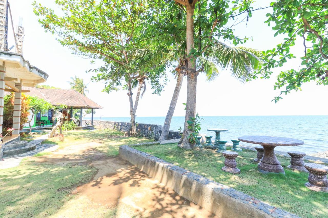 Hotel Tara Bar & Resto Air Sanih Kubutambahan  المظهر الخارجي الصورة